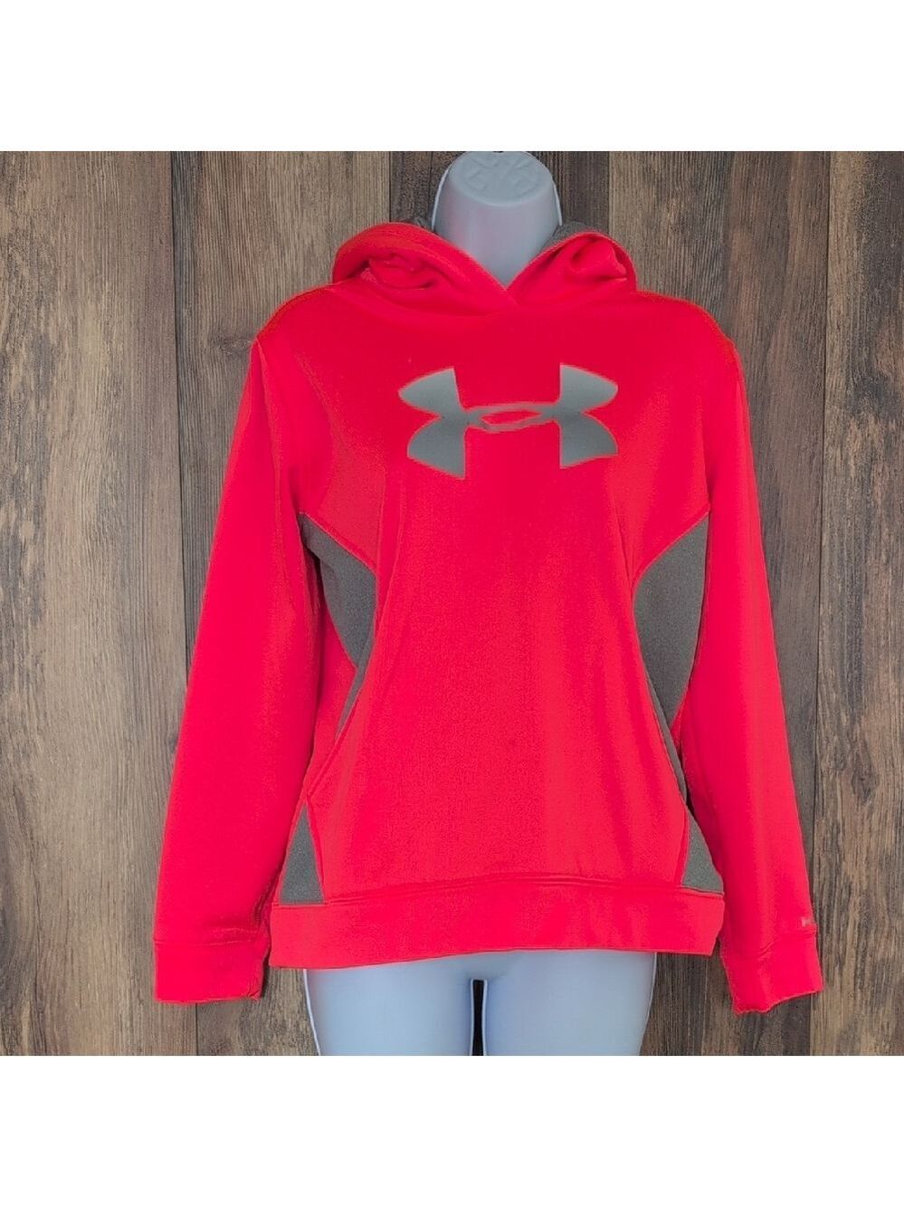 Under Armour Bold Athletic Hoodie YXL                        H139